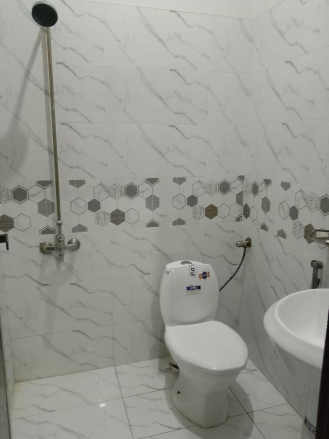 Lavish Residency Guest House Fasial Town Ραβαλπίντι Εξωτερικό φωτογραφία